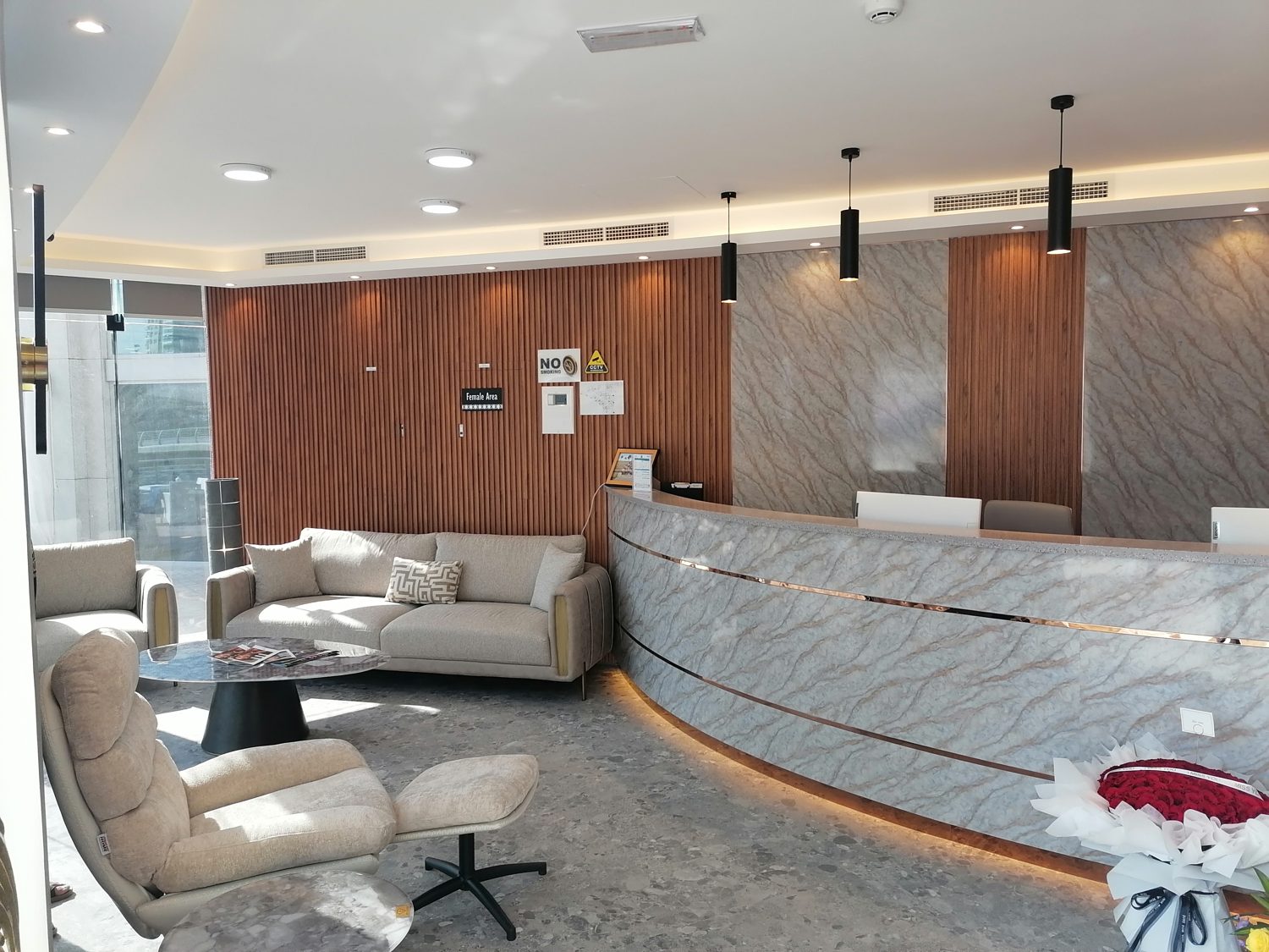 Queens Medical Center dental clinic reception